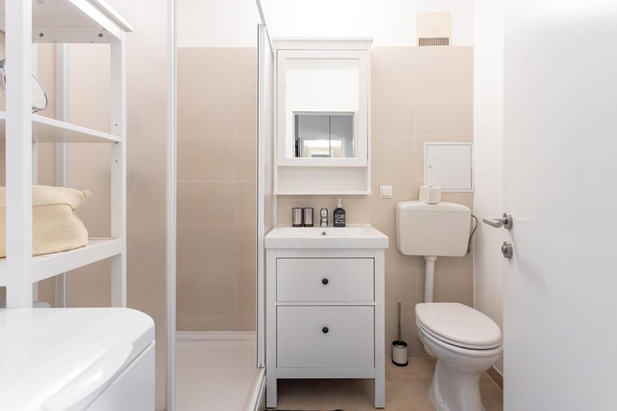 New Shalalaliving Vienna - Lovenest Or Workspace Near Schoenbrunn Bg Экстерьер фото